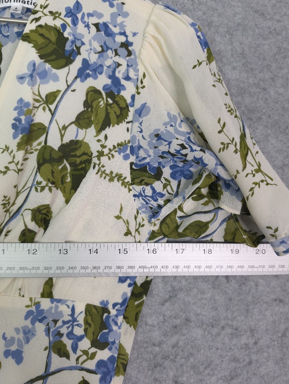 Reformation Mya Riviera Floral Vneck Flutter Sleeves Mini Dress - Picture 9 of 11